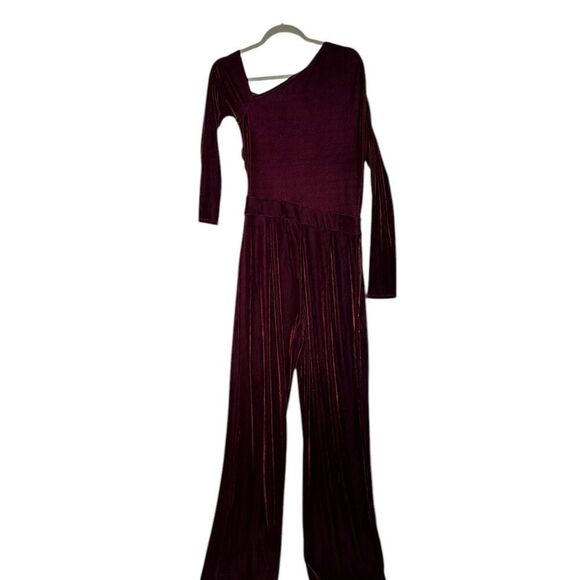 Reiss Ella Red One Shoulder Velvet Jumpsuit | Size 8 - Picture 6 of 8